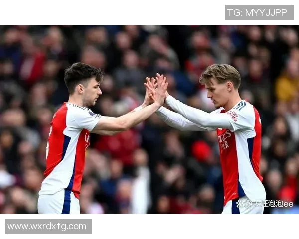 特尔斯达与阿尔克的精彩对决揭示了足球战术与团队合作的重要性